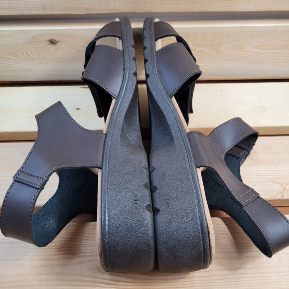 Tender tootsie sandals women size 11M - Picture 6 of 8